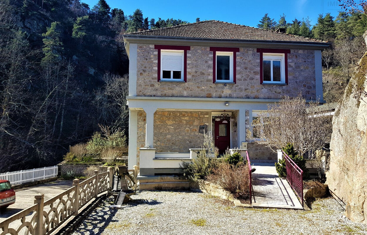 maison 7 pièces 203 m2 à vendre à Lamastre (07270)