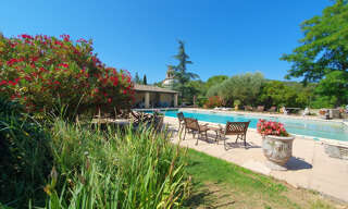 Maison 8 Pièces 300 m² à vendre à Uzès (30700)