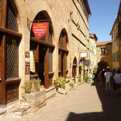 Maison 9 pièces 598000 €