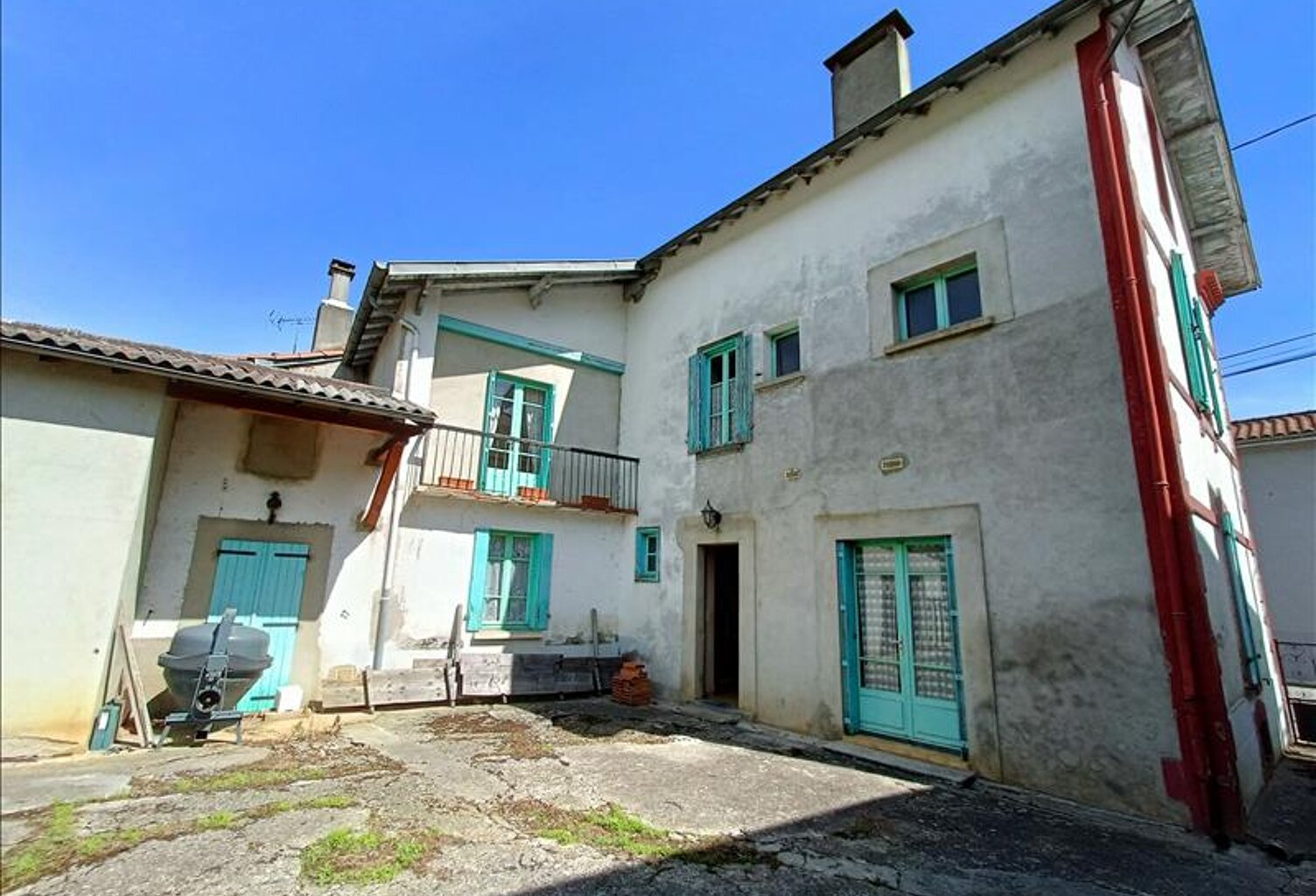 Maison en pierre de 5 pièces principales — photo 1