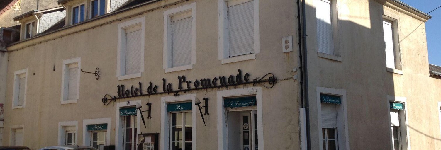 Commerce   m² à vendre à Saint-Gaultier (36800)