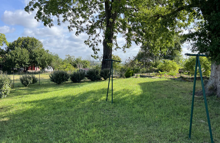 ******       VENDU PAR L'AGENCE     ******            Maison à la campagne — photo 2
