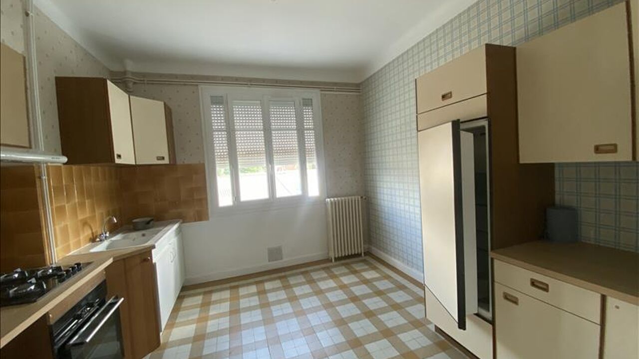appartement 5 pièces 124 m2 à vendre à Guéret (23000)