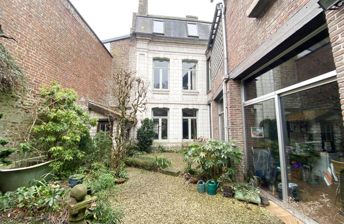 Maison bourgeoise à Saint Pol sur Ternoise — photo 2