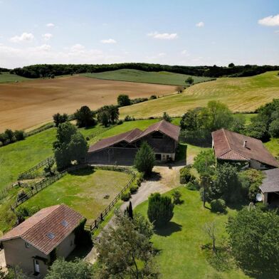 Maison 13 pièces 699000 €