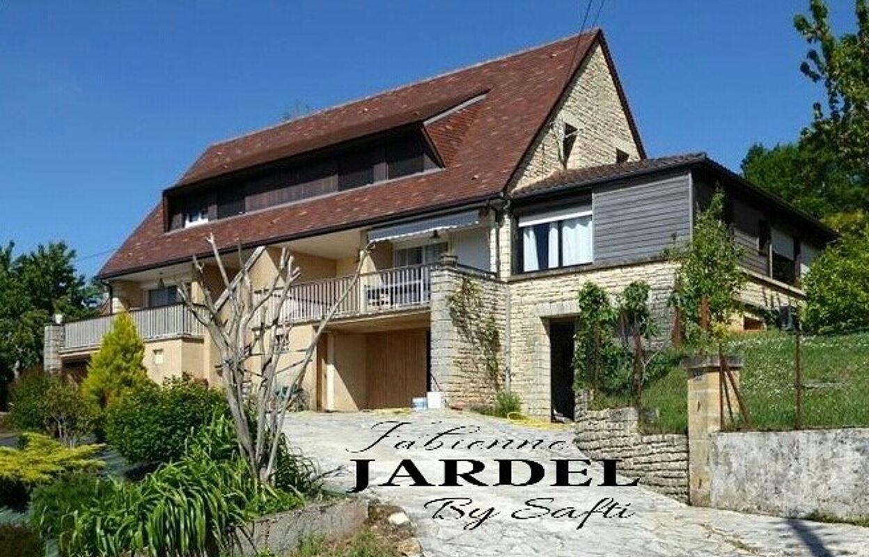 maison 10 pièces 200 m2 à vendre à Sarlat-la-Canéda (24200)