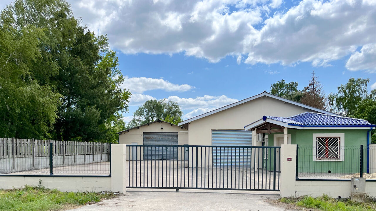 garage  pièces 20 m2 à louer à Cavignac (33620)