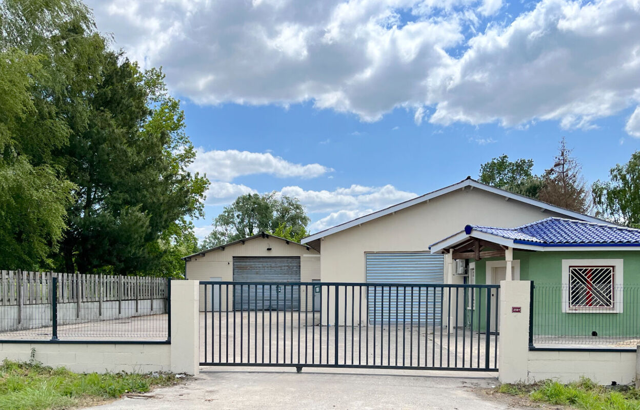 garage  pièces 15 m2 à louer à Saint-André-de-Cubzac (33240)