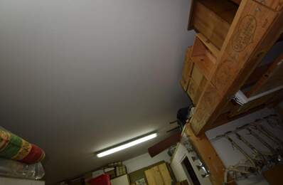 Entrepôt - 100m ² — photo du bien