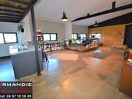 Local commercial — photo 2