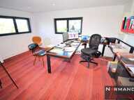 Local commercial — photo 3