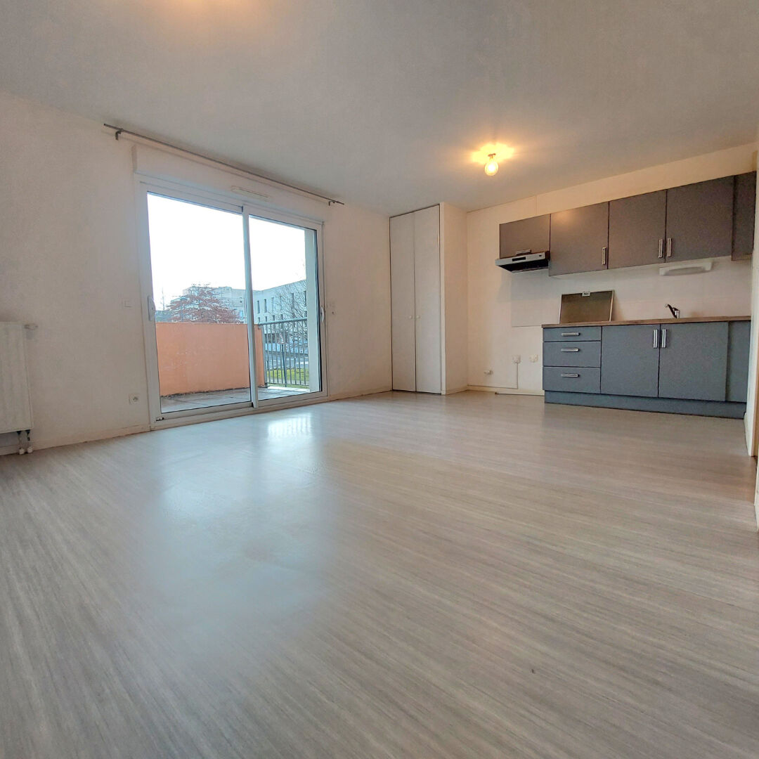 Vente Appartement 46 m² à Noyal sur Vilaine 154 760 €