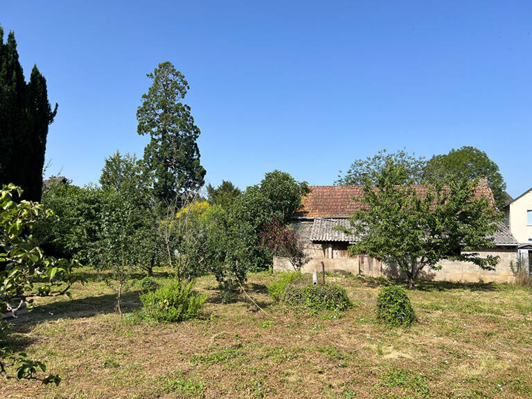 A VENDRE - Ancienne écurie avec terrain attenant - 85 m² développés - SAINT GENIEZ D'OLT — photo 1