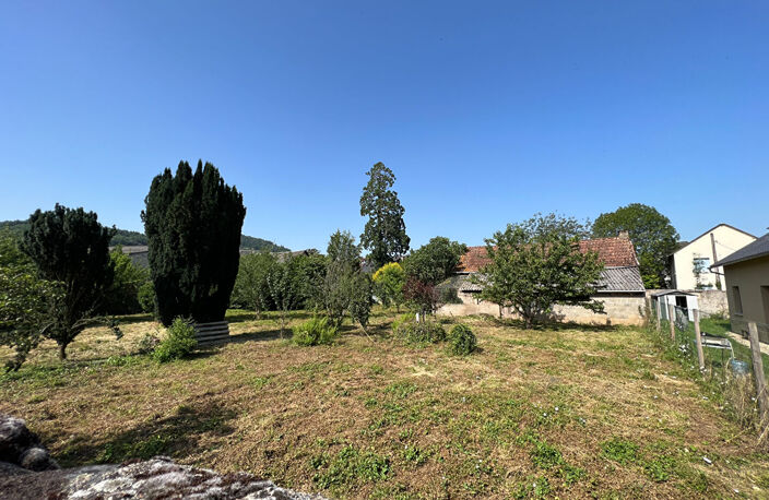 A VENDRE - Ancienne écurie avec terrain attenant - 85 m² développés - SAINT GENIEZ D'OLT — photo 2
