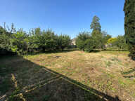 A VENDRE - Terrain à bâtir au coeur du village - 634 m² - SAINT GENIEZ D'OLT — photo 3