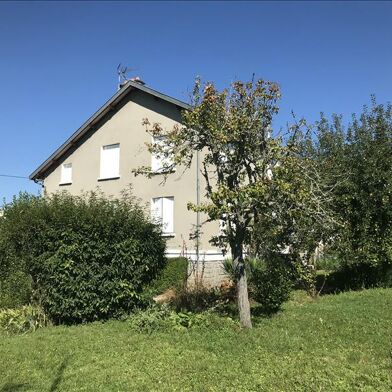 Maison 8 pièces 140 m²