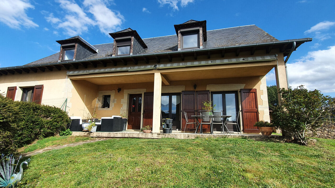 maison 7 pièces 170 m2 à vendre à Saint-Geniez-d'Olt-Et-d'Aubrac (12130)