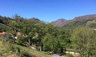 Terrain  1380 m² à vendre à Saint-Étienne-de-Baïgorry (64430)