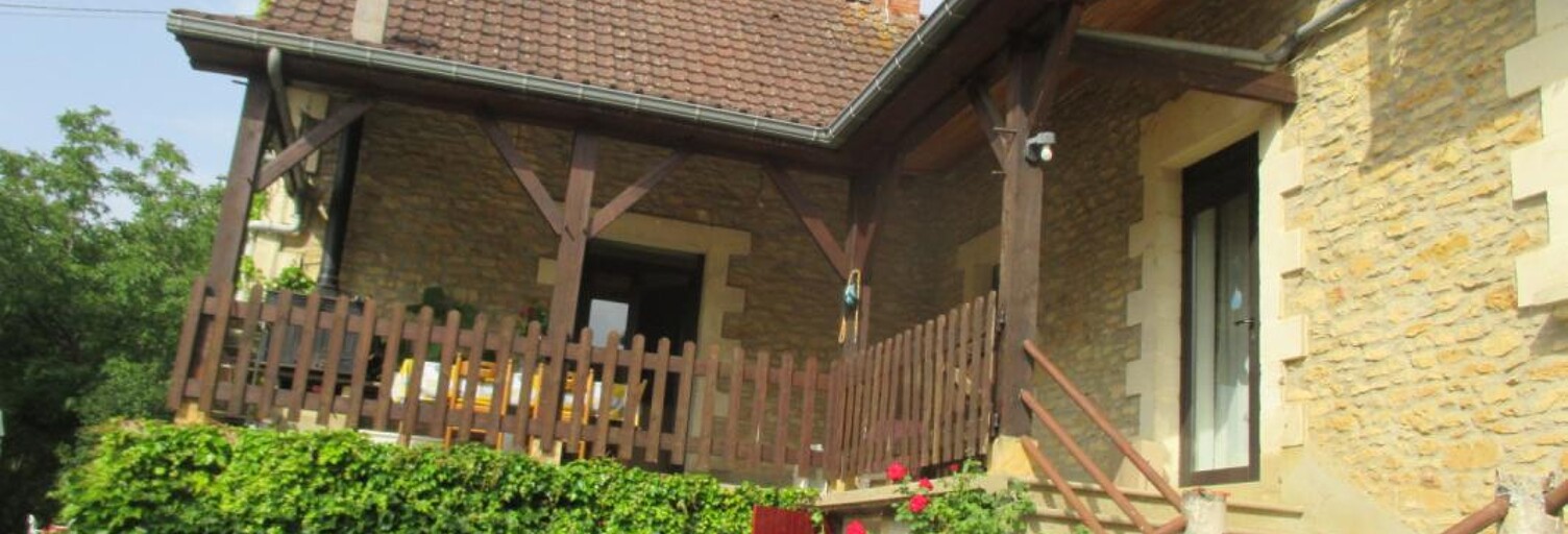 Maison 10 Pièces 230 m² à vendre à Tamniès (24620)