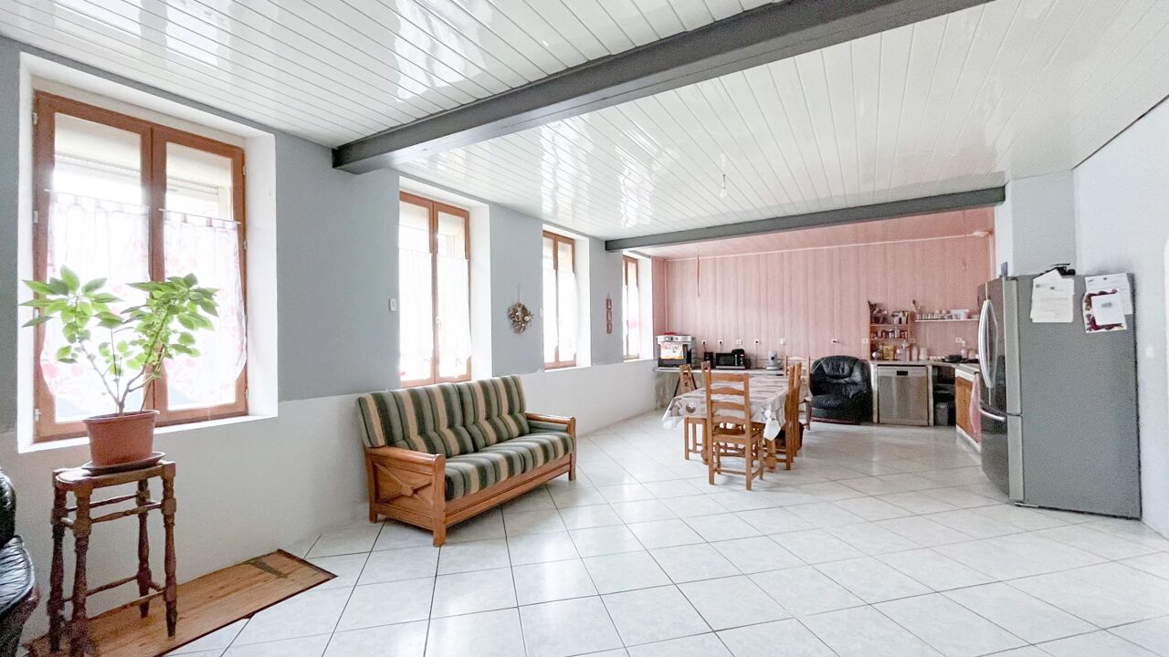 maison 5 pièces 143 m2 à vendre à Crécy-sur-Serre (02270)