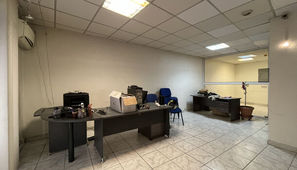 Local commercial  à louer Aubagne 13400