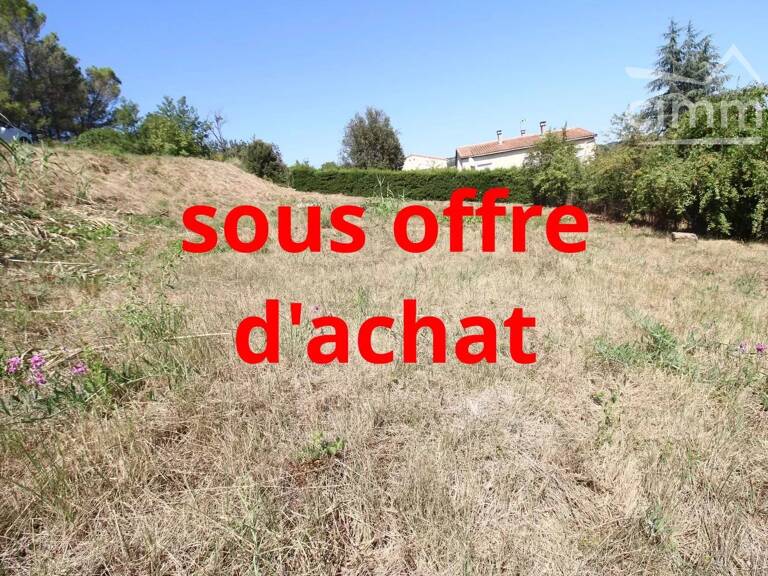 A vendre terrain constructible viabilisé de 902 m² — photo 1