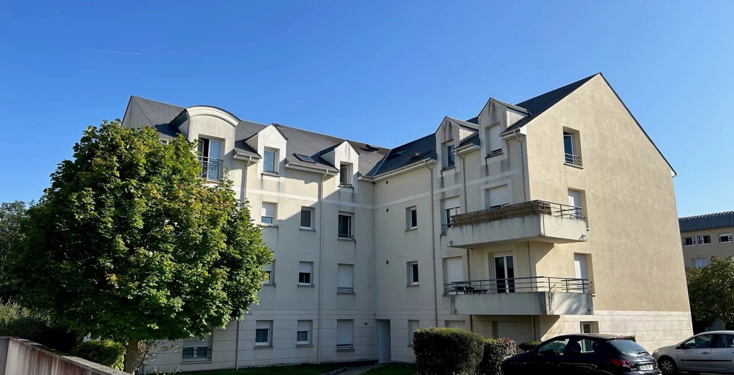 A LOUER - Appartement meublé 2 pièces LEVES avec parkings — photo 1
