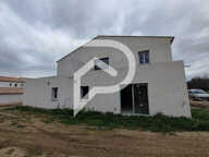 Lourmarin  Appartement T3 avec jardin + 2 places de stationne... — photo 2