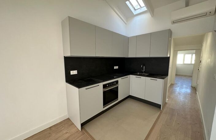 Vente appartement   Nice (06000) — photo 2