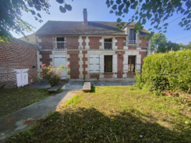 A 15 MN AU NORD DE CHAMBLY DANS L' OISE, TRES BELLE MAISON M — photo du bien