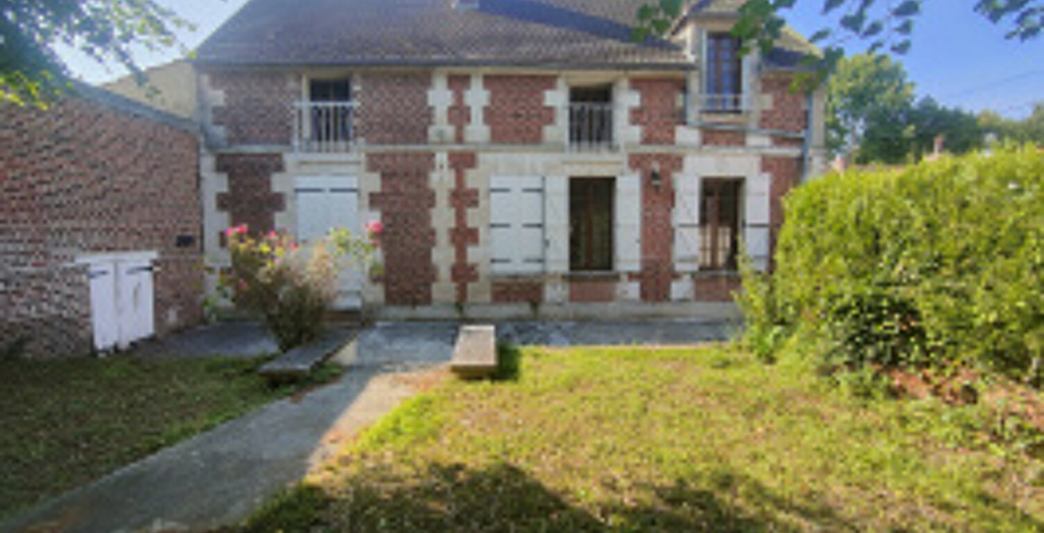 A 15 MN AU NORD DE CHAMBLY DANS L' OISE, TRES BELLE MAISON M — photo 1