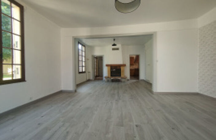 A 15 MN AU NORD DE CHAMBLY DANS L' OISE, TRES BELLE MAISON M — photo 2