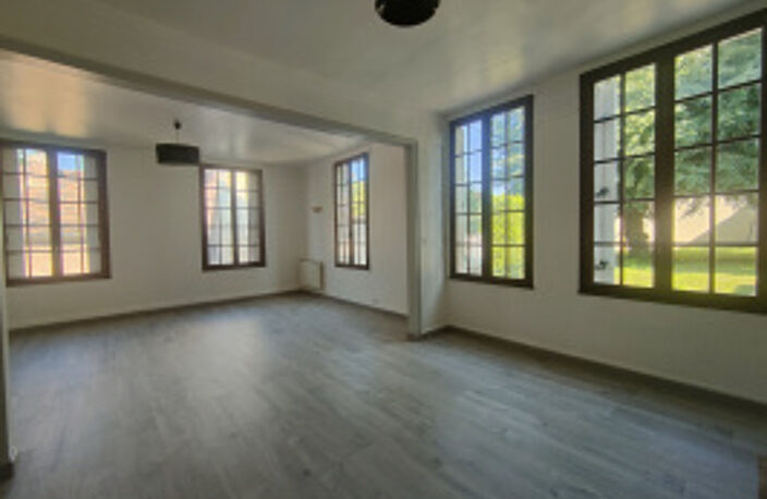 A 15 MN AU NORD DE CHAMBLY DANS L' OISE, TRES BELLE MAISON M — photo 3
