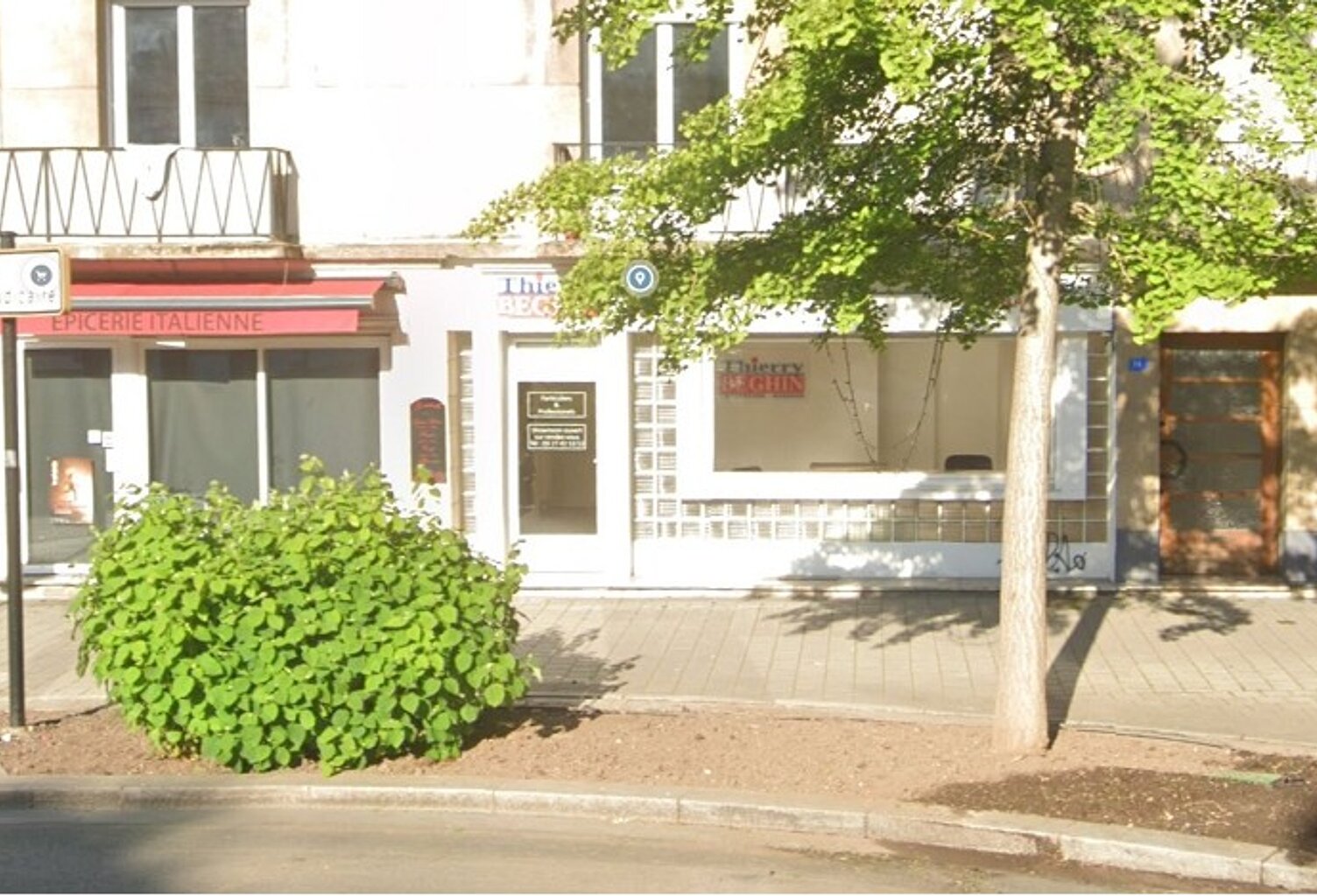 Commerce VALENCIENNES — photo 1