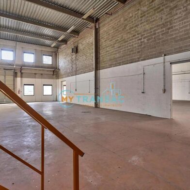 Local industriel  2320 €