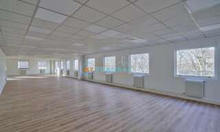 Bureau  143 m² à louer à Lognes (77185)