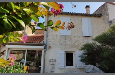 vente maison 299 500 € à proximité de Chantemerle-sur-la-Soie (17380)