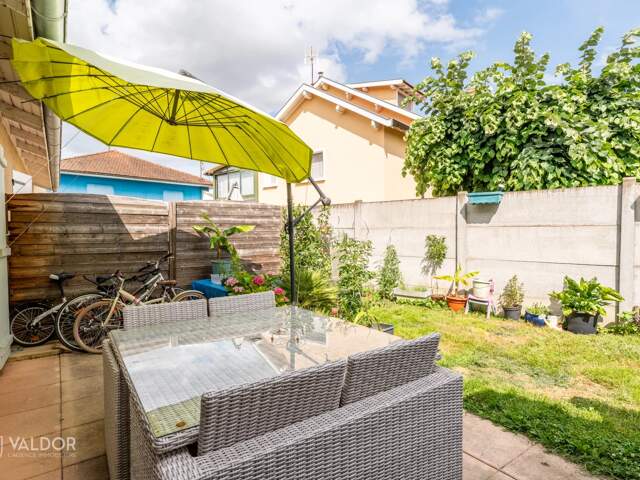 Maison duplex dans le centre — photo du bien