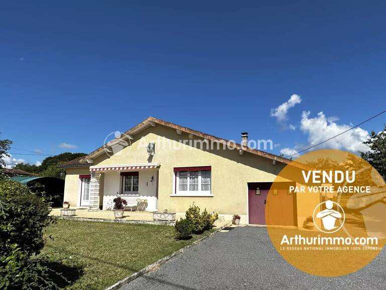 Maison plain pied 92 m², 4 pièces, 3 chambres + garages — photo 1