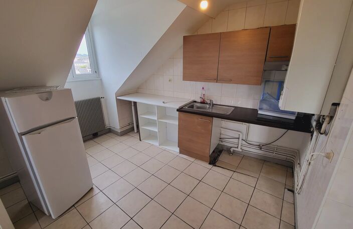 OLORON-SAINTE-MARIE - APPARTEMENT. — photo 3