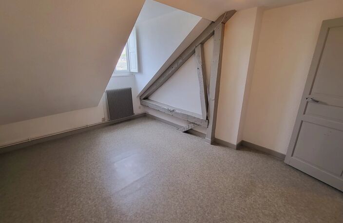 OLORON-SAINTE-MARIE - APPARTEMENT. — photo 5