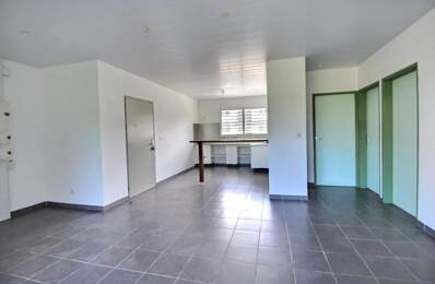 CAYENNE - APPARTEMENT T 3 — photo du bien