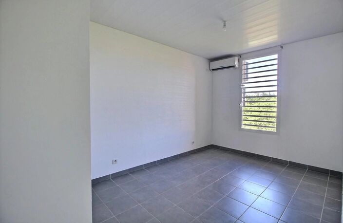 CAYENNE - APPARTEMENT T 3 — photo 4