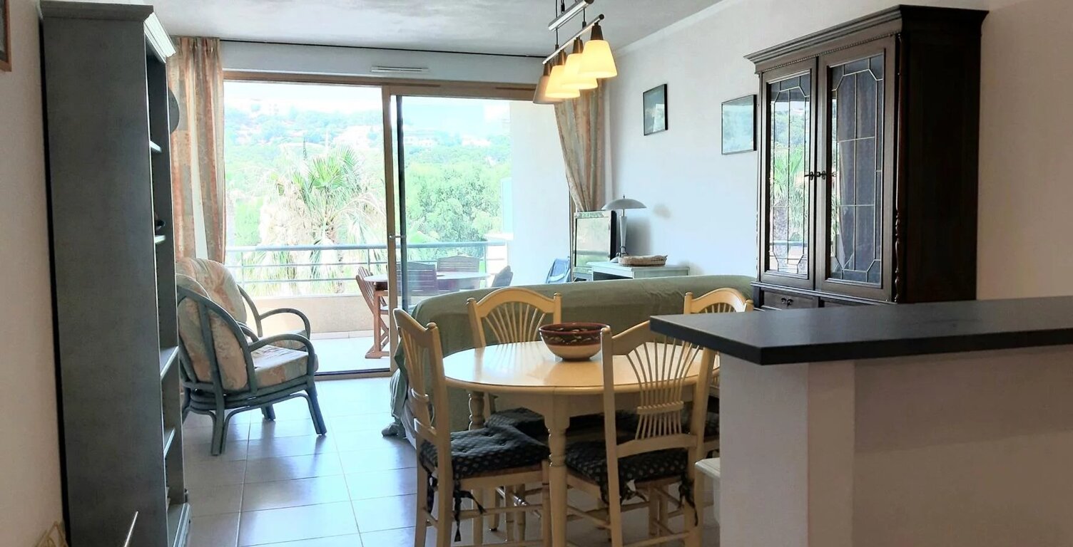 EXCLUSIVITE CAVALAIRE Résidence récente T3 67 m² — photo 1