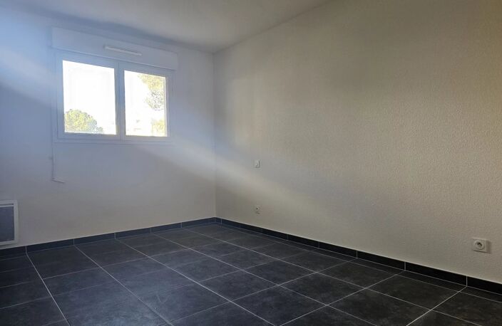Appartement 2 pièces avec de terrasse et parking — photo 5
