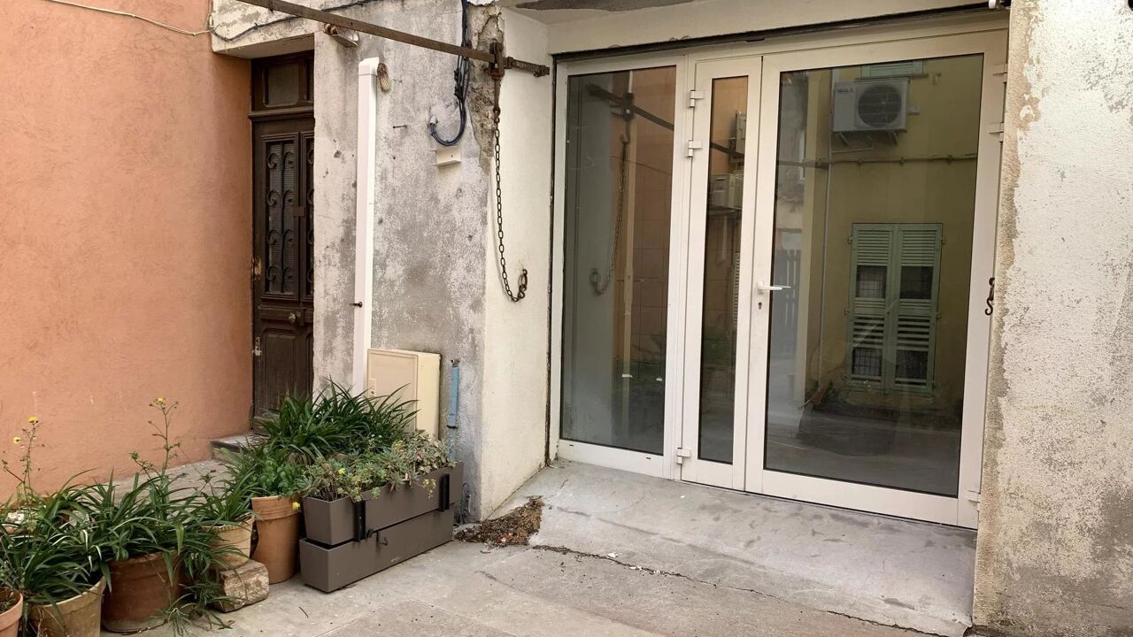 commerce 2 pièces 84 m2 à vendre à Fréjus (83600)