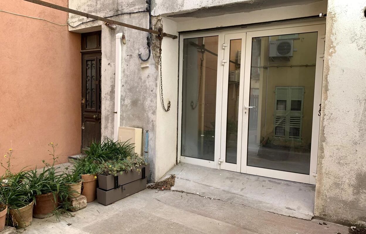 commerce 2 pièces 84 m2 à vendre à Fréjus (83600)