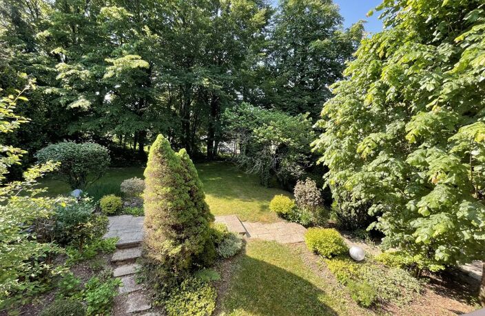 PROCHE DE MONTBELIARD TRES BELLE MAISON D'ARCHITEC — photo 2