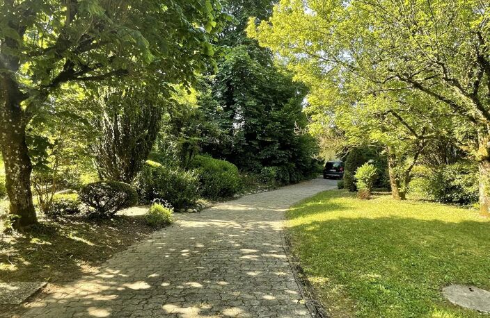 PROCHE DE MONTBELIARD TRES BELLE MAISON D'ARCHITEC — photo 3