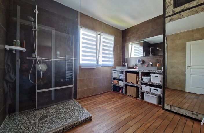 NOUVEAU EXCLUSIF LANDERNEAU MAISON T6/T7 — photo 2